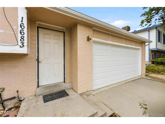 16683 E Kansas Dr, Aurora, CO 80017