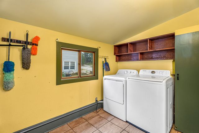 402 Porter Street, Lemont, IL 60439