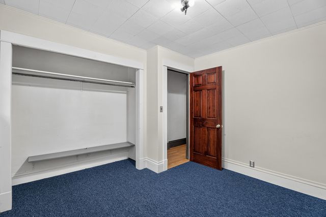 402 Porter Street, Lemont, IL 60439