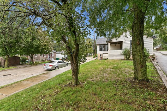 402 Porter Street, Lemont, IL 60439