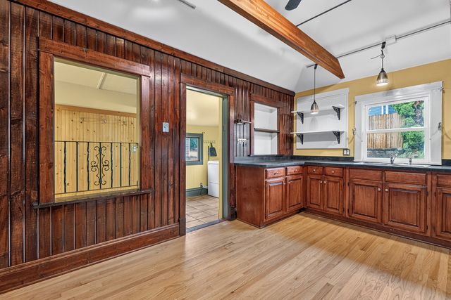 402 Porter Street, Lemont, IL 60439