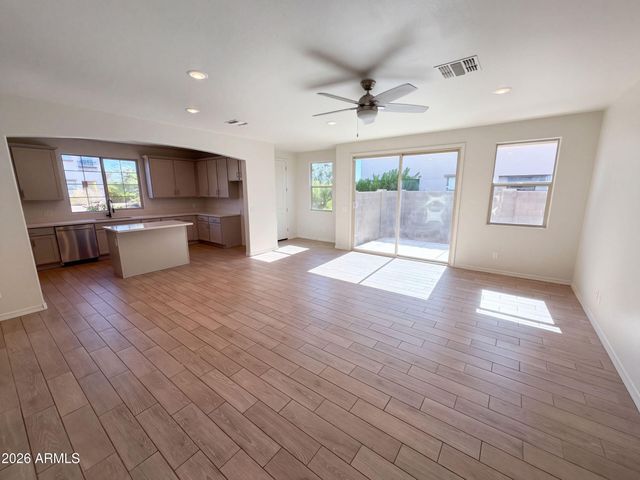 15237 W SHERMAN Street, Goodyear, AZ 85338