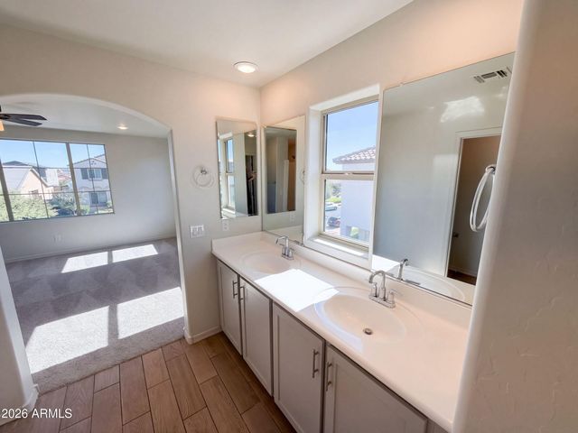 15237 W SHERMAN Street, Goodyear, AZ 85338