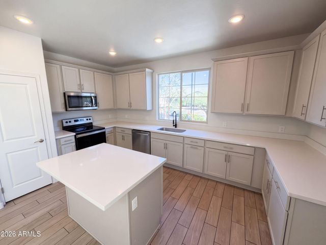 15237 W SHERMAN Street, Goodyear, AZ 85338