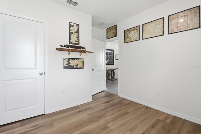 660 HICKORY COURSE LOOP, Ocala, FL 34472