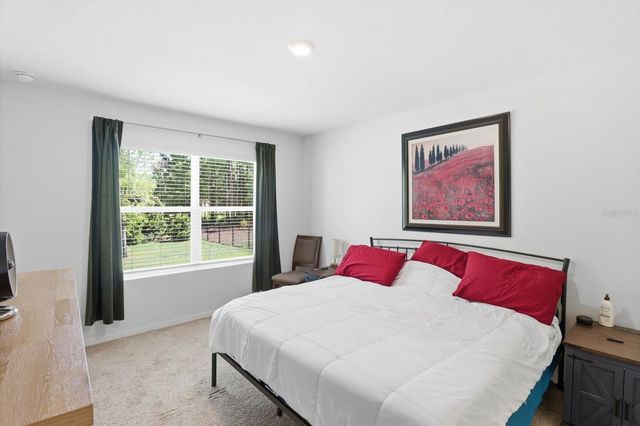 660 HICKORY COURSE LOOP, Ocala, FL 34472