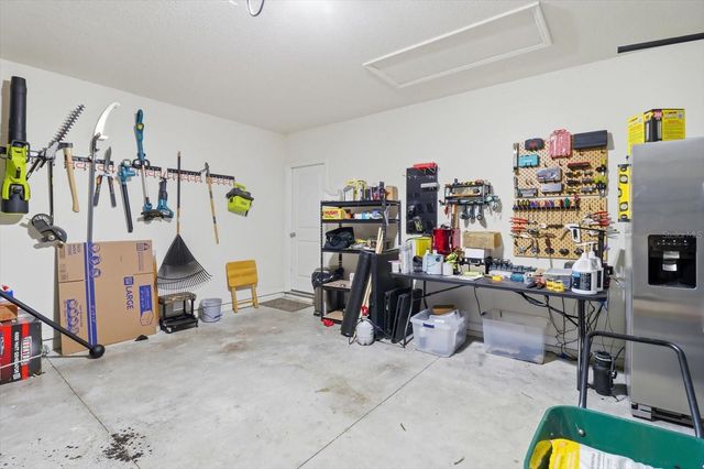 660 HICKORY COURSE LOOP, Ocala, FL 34472