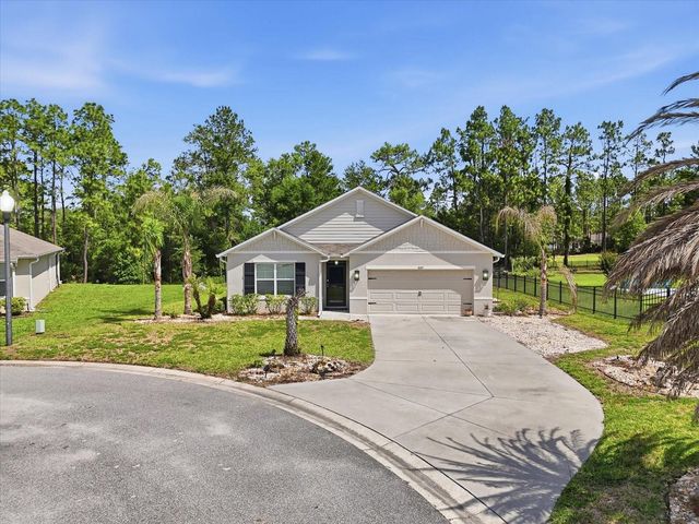 660 HICKORY COURSE LOOP, Ocala, FL 34472