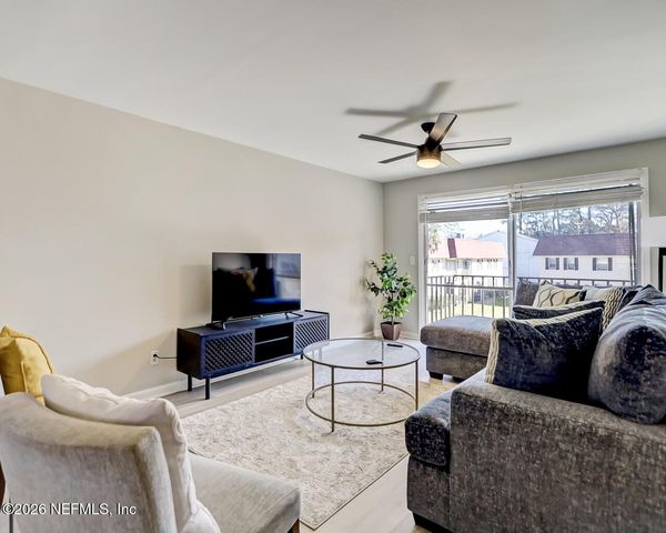 1551 EL CAMINO Road 4, Jacksonville, FL 32216