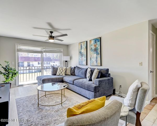 1551 EL CAMINO Road 4, Jacksonville, FL 32216