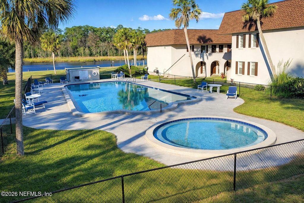 1551 EL CAMINO Road 4, Jacksonville, FL 32216