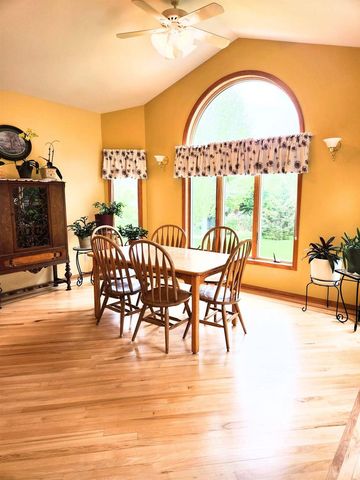 6912 Valiant Drive, Windsor, WI 53598