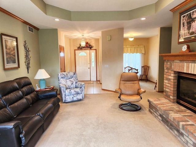 6912 Valiant Drive, Windsor, WI 53598