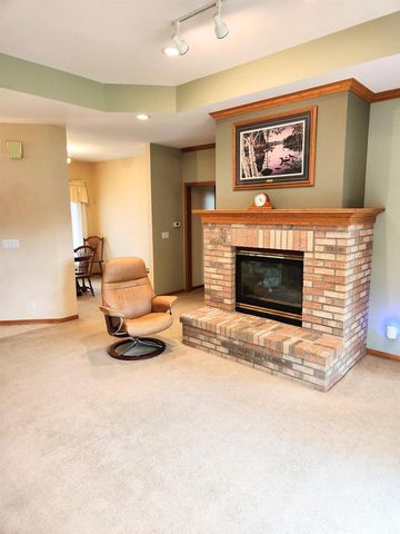 6912 Valiant Drive, Windsor, WI 53598