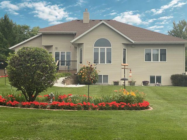 6912 Valiant Drive, Windsor, WI 53598