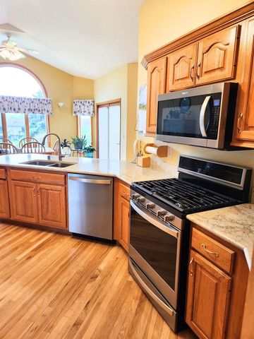 6912 Valiant Drive, Windsor, WI 53598
