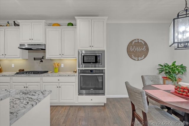 14484 S Lakewood Avenue, Bixby, OK 74008