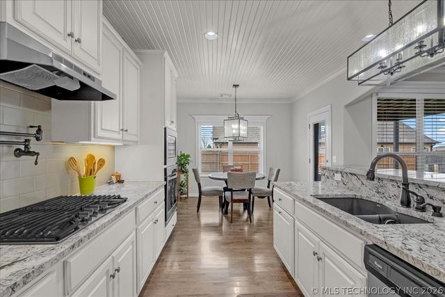 14484 S Lakewood Avenue, Bixby, OK 74008