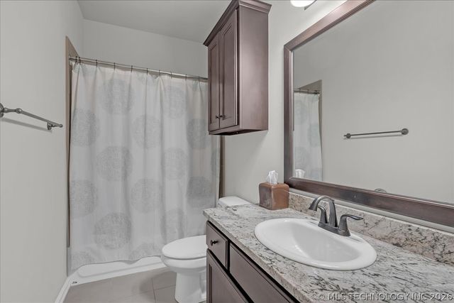 14484 S Lakewood Avenue, Bixby, OK 74008