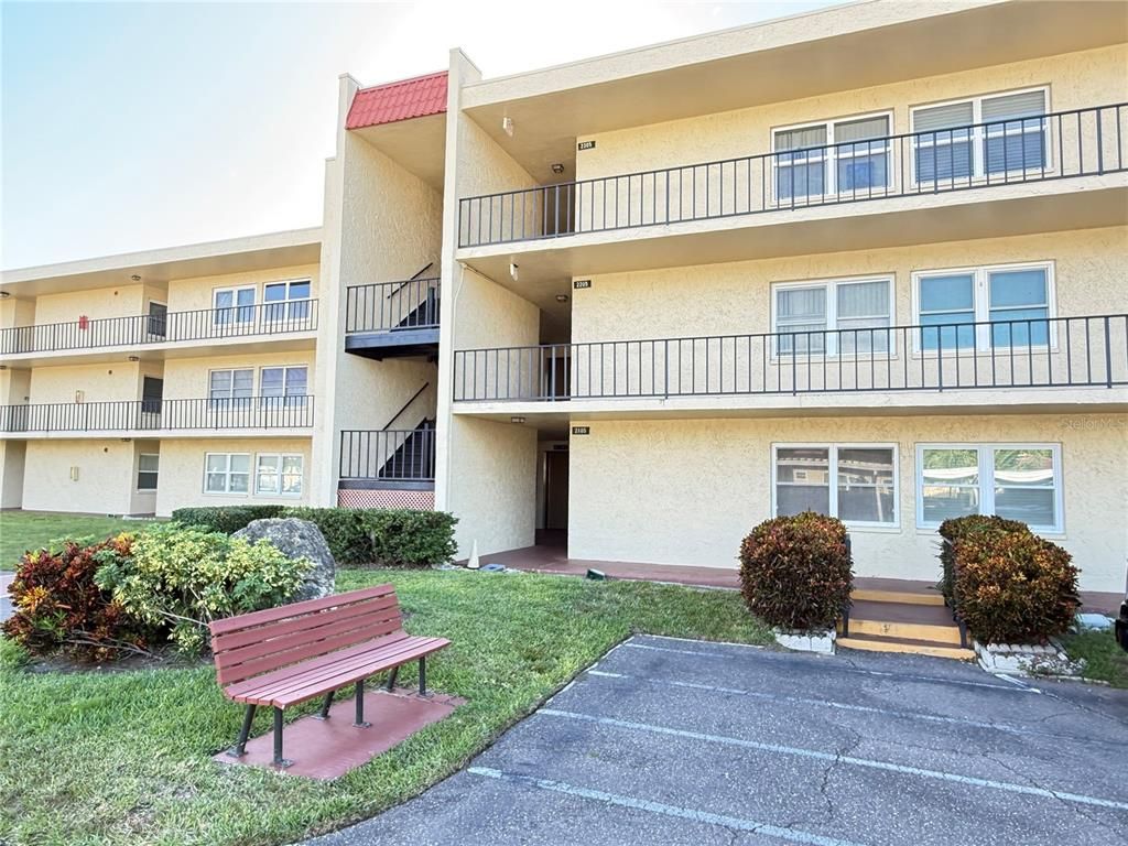 12200 VONN ROAD 2105, Largo, FL 33774