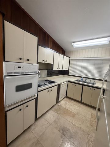 331 SHIRLEY AVENUE, Belleair, FL 33756