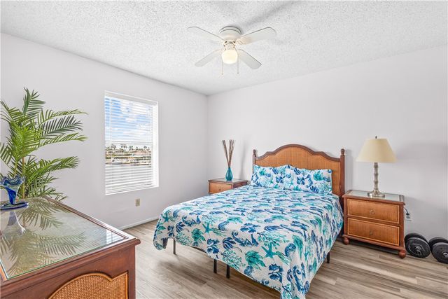 13953 Fortuna Bay Dr 8, Corpus Christi, TX 78418