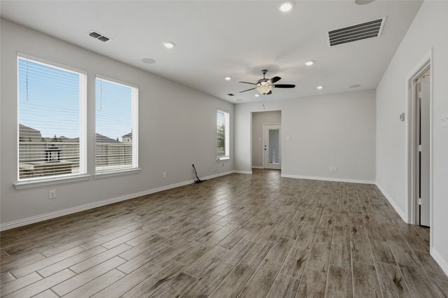 2701 S Market Square, Northlake, TX 76247