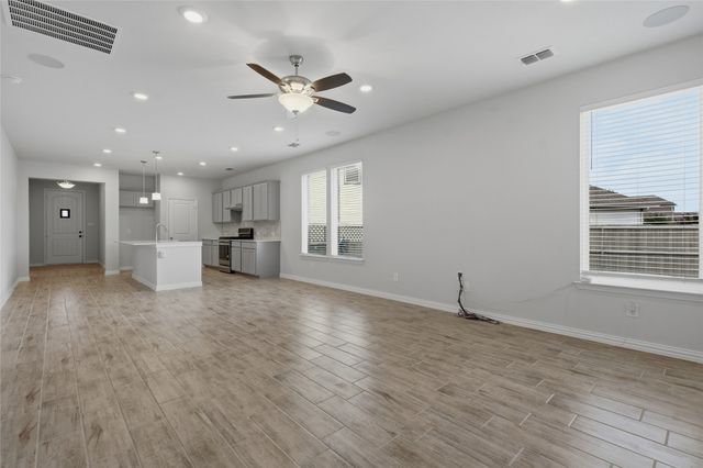 2701 S Market Square, Northlake, TX 76247