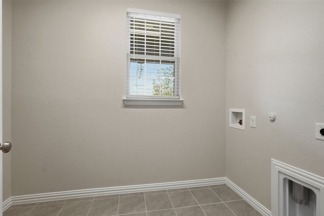 2701 S Market Square, Northlake, TX 76247