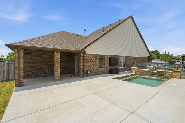 2701 S Market Square, Northlake, TX 76247