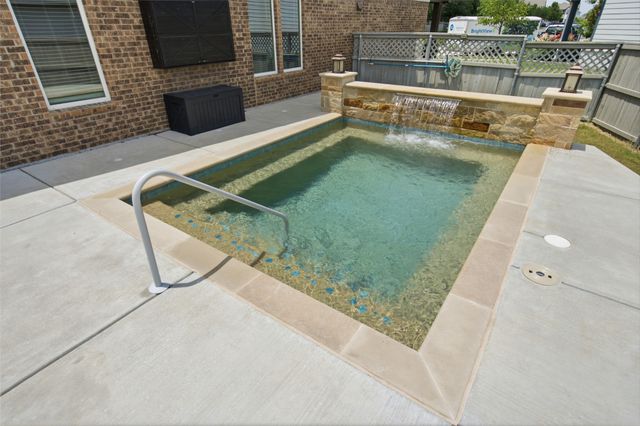 2701 S Market Square, Northlake, TX 76247