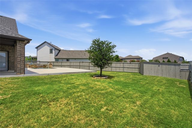 2701 S Market Square, Northlake, TX 76247