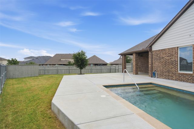 2701 S Market Square, Northlake, TX 76247
