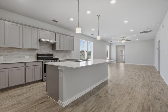 2701 S Market Square, Northlake, TX 76247