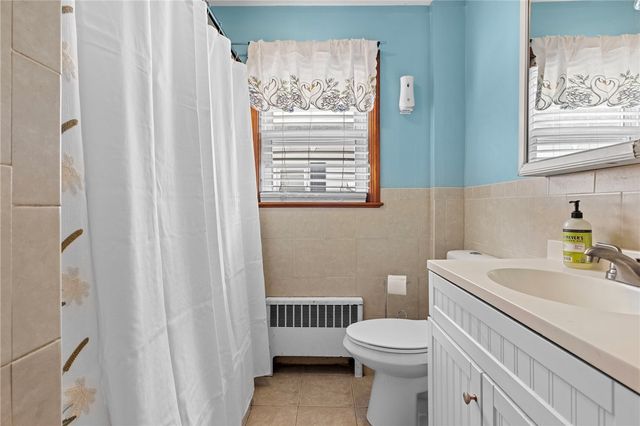 734 River Avenue, Providence, RI 02908