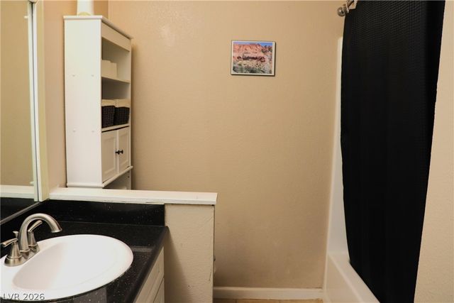 5611 White Cap Street, Las Vegas, NV 89110