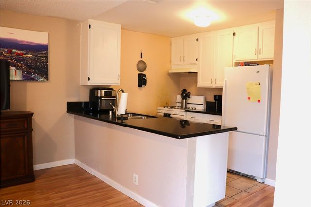 5611 White Cap Street, Las Vegas, NV 89110