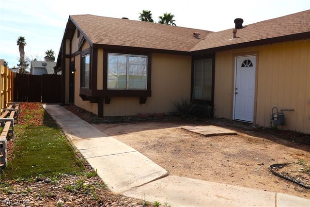 5611 White Cap Street, Las Vegas, NV 89110