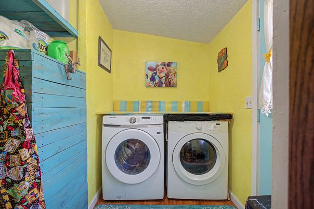 180 Gifford Ln, Hohenwald, TN 38462