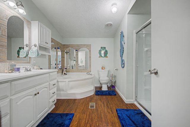 180 Gifford Ln, Hohenwald, TN 38462