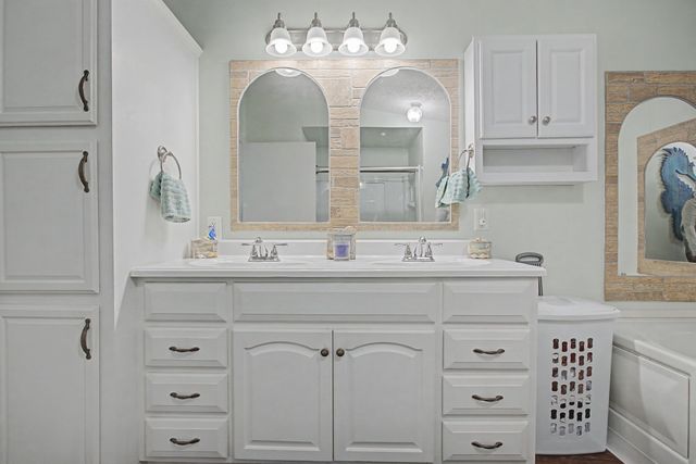 180 Gifford Ln, Hohenwald, TN 38462