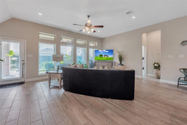 2333 Mayfield, League City, TX 77573