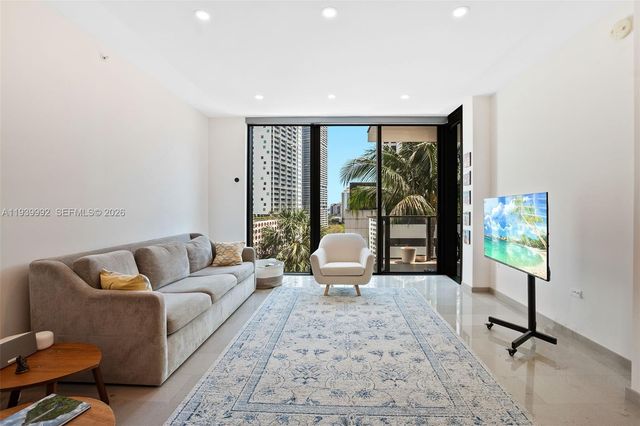 68 SE 6th Street 805, Miami, FL 33131