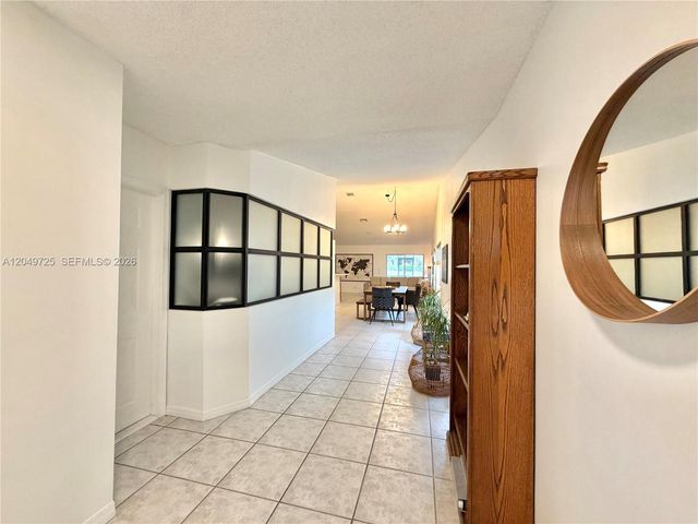 1333 Majesty Ter, Weston, FL 33327