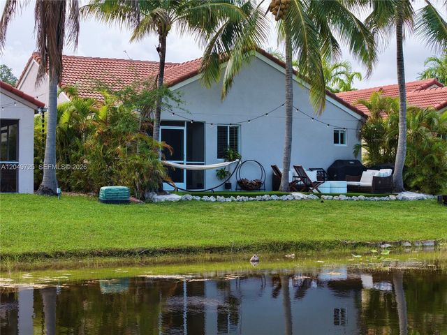 1333 Majesty Ter, Weston, FL 33327