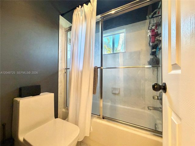 1333 Majesty Ter, Weston, FL 33327