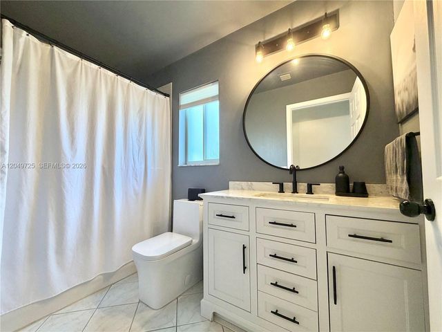 1333 Majesty Ter, Weston, FL 33327
