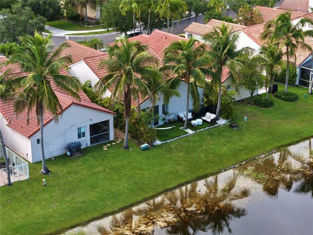 1333 Majesty Ter, Weston, FL 33327