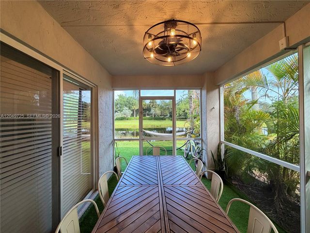 1333 Majesty Ter, Weston, FL 33327