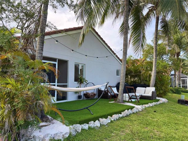 1333 Majesty Ter, Weston, FL 33327